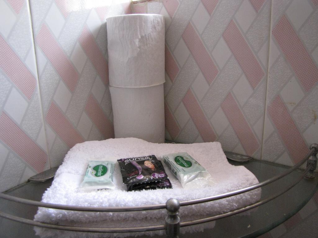 Domingos Guest House Baga Room photo